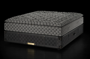 Grand Vividus, Traditional Blue