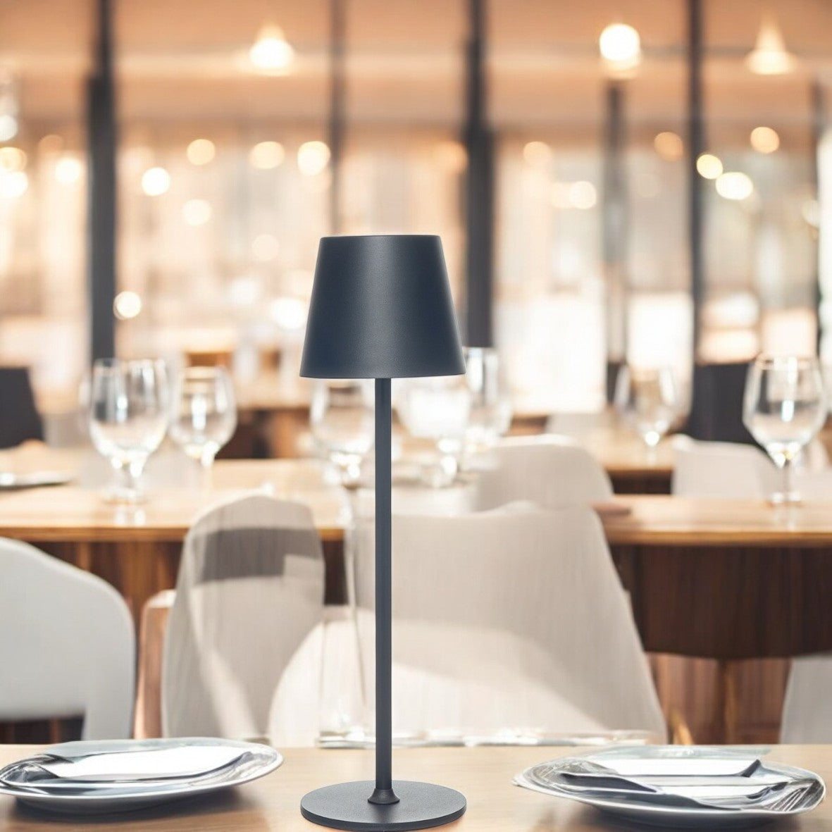 Lámpara de mesa recargable