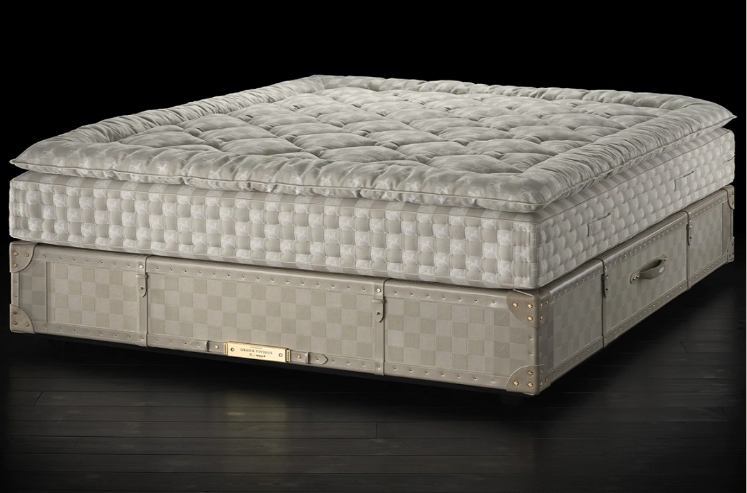 Grand Vividus, Black Shadow